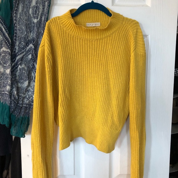 LA hearts cropped sweater - Picture 2 of 2